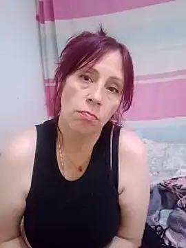 Snapshot of Chantalvedette chatting on October 29, 2025, 5:31 am Chantalvedette online show from October 29, 2025, 5:31 am