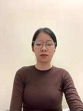 meomeo2k6 online show from January 19, 2026, 2:10 pm