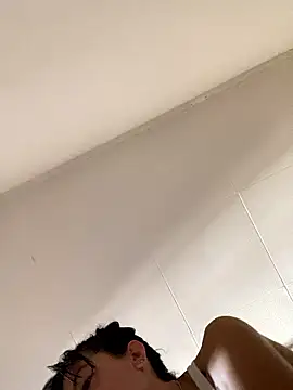 aphrodite sexy online show from January 14, 2026, 4:56 pm