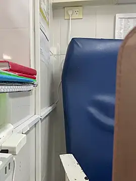 aphrodite sexy online show from February 1, 2026, 12:15 pm