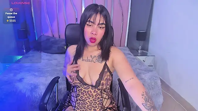 Dantzel  online show from November 28, 2025, 12:30 pm