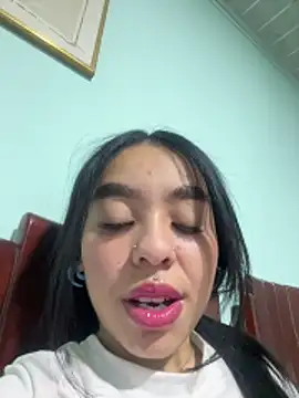 Xiiki online show from May 10, 2026, 2:06 am