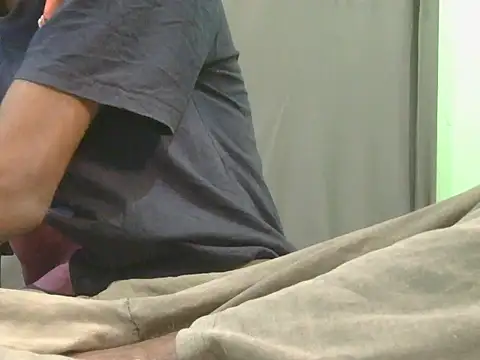 rockyy23boy online show from March 17, 2026, 10:07 am