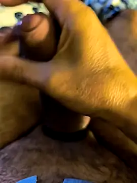 mariopene25 online show from October 27, 2025, 1:37 pm