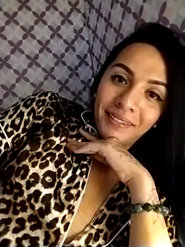 Snapshot of enoria1992 chatting on May 1, 2026, 4:33 pm enoria1992 online show from May 1, 2026, 4:33 pm