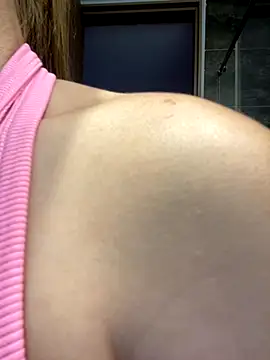 Nikii   online show from September 13, 2025, 1:16 am