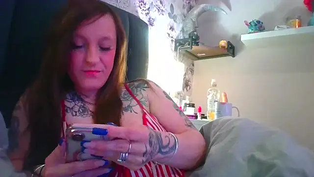 Snapshot of LucyRoseMae chatting on May 17, 2026, 7:06 am LucyRoseMae online show from May 17, 2026, 7:06 am