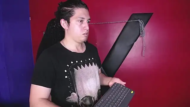 Snapshot of Jackson_n_Scarlett chatting on February 12, 2026, 2:34 pm Jackson n Scarlett online show from February 12, 2026, 2:34 pm