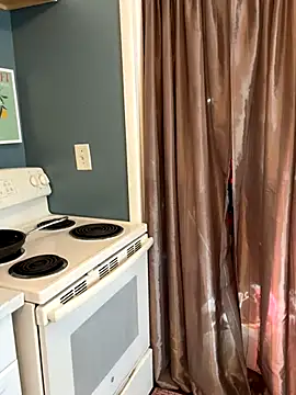 Snapshot of DaiseyKurrupt chatting on September 28, 2025, 3:50 pm DaiseyKurrupt online show from September 28, 2025, 3:50 pm