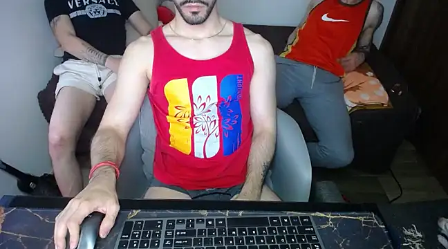 Snapshot of bossking017 chatting on March 2, 2025, 6:30 pm bossking017 online show from March 2, 2025, 6:30 pm