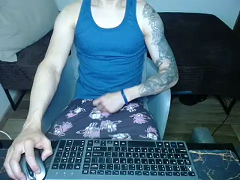 Snapshot of bossking017 chatting on March 9, 2025, 2:07 am bossking017 online show from March 9, 2025, 2:07 am