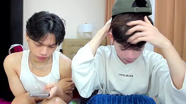 hotfreshdior online show from September 21, 2025, 6:09 pm