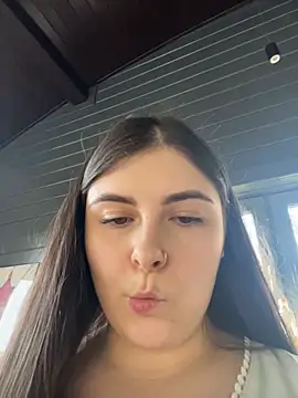 Snapshot of Lovely_Waifu chatting on May 19, 2026, 3:51 pm Lovely Waifu online show from May 19, 2026, 3:51 pm