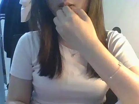 Linzly online show from November 16, 2025, 4:56 pm