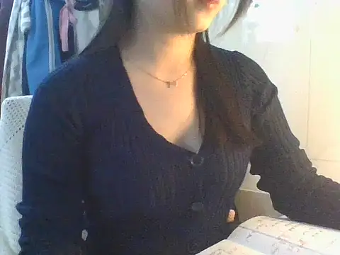 Linzly online show from December 20, 2025, 2:40 am