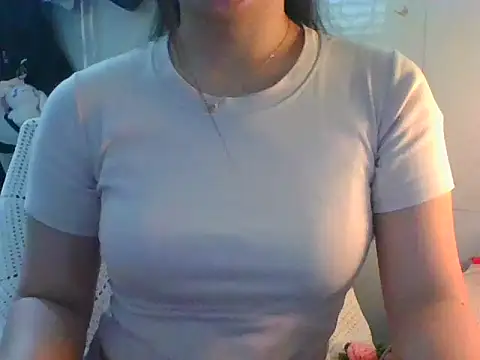 Linzly online show from March 28, 2026, 2:22 am