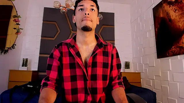 Thiagoferreti online show from November 21, 2025, 9:02 pm