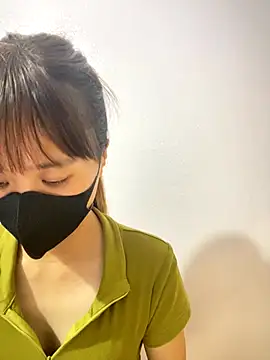 Lucy217 online show from October 21, 2025, 2:40 pm