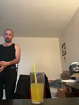 Sj61799 online show from February 10, 2026, 11:42 pm