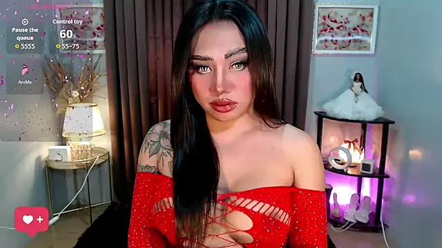 VillarealCasey online show from September 23, 2025, 1:14 pm