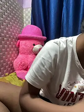 Hot Jaanvi  online show from March 8, 2026, 10:41 am