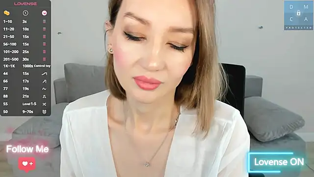 MinaDiamondd online show from February 1, 2026, 3:49 am