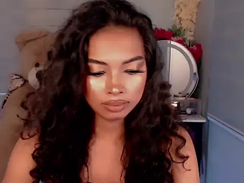 KathRouge online show from October 6, 2025, 3:09 pm