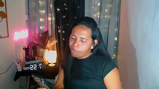 Snapshot of Lorainnelustts chatting on February 25, 2026, 7:34 pm Lorainnelustts online show from February 25, 2026, 7:34 pm