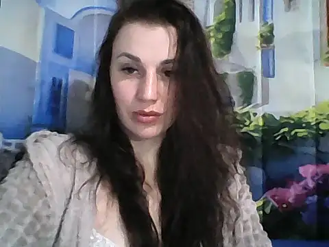 Qinini online show from February 21, 2026, 9:49 pm