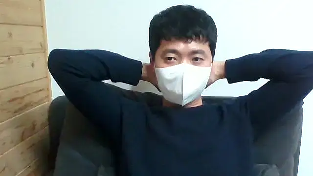  kinggun  online show from December 16, 2025, 4:01 pm