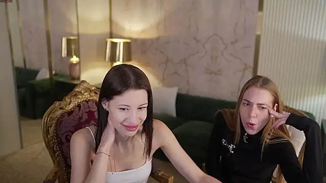 Selena Glow online show from September 8, 2025, 6:40 pm