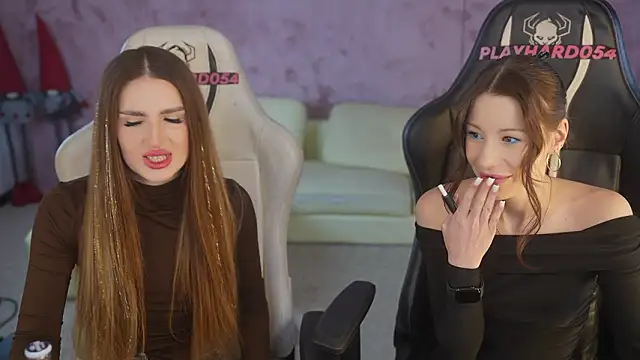 Selena Glow online show from February 6, 2026, 11:41 pm