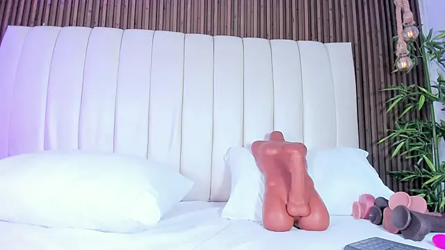 SandraMilerr online show from January 16, 2026, 4:16 am