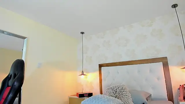 Snapshot of IRISCLARK1 chatting on June 1, 2026, 7:26 pm IRISCLARK1 online show from June 1, 2026, 7:26 pm