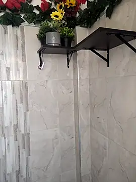 SeleneLuminari8 online show from April 6, 2026, 1:56 pm