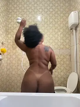 Snapshot of morenaluaa chatting on September 15, 2025, 8:20 pm morenaluaa online show from September 15, 2025, 8:20 pm