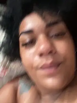 Snapshot of morenaluaa chatting on October 14, 2025, 10:16 am morenaluaa online show from October 14, 2025, 10:16 am