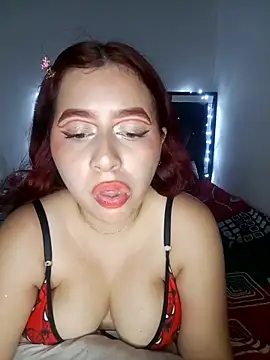 Chloe Sky love online show from April 12, 2026, 1:21 am