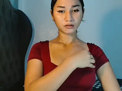 lava lux online show from June 19, 2026, 4:28 am