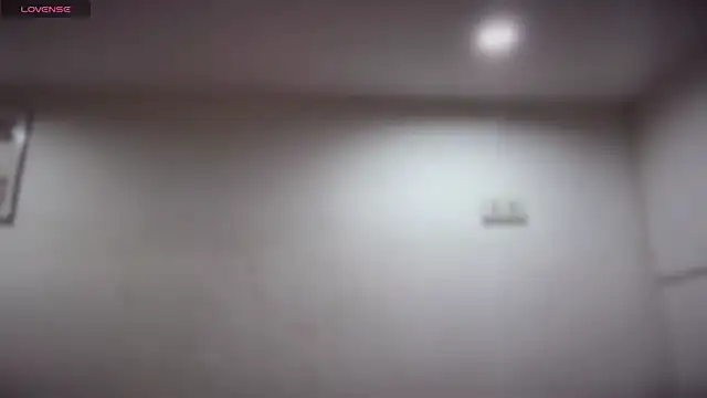 Angelfabxx online show from April 16, 2026, 12:17 pm