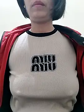 love sexy090 online show from March 15, 2026, 11:44 pm