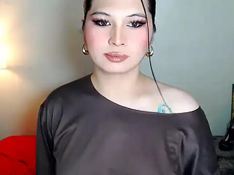 NaomiSmall online show from January 8, 2026, 8:27 am