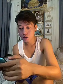 Snapshot of xshyboyx chatting on September 18, 2025, 3:30 am xshyboyx online show from September 18, 2025, 3:30 am
