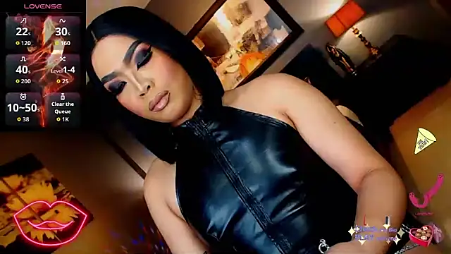 FridaHumphrey online show from October 20, 2025, 6:08 pm