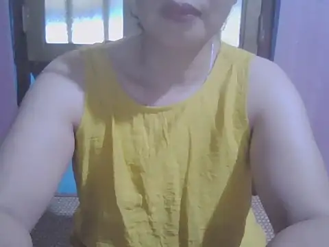 Snapshot of Hachi077 chatting on April 12, 2026, 2:05 am Hachi077 online show from April 12, 2026, 2:05 am