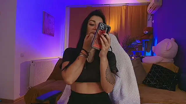 Snapshot of AnyaKim chatting on October 3, 2025, 9:50 am AnyaKim online show from October 3, 2025, 9:50 am