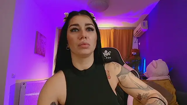 Snapshot of AnyaKim chatting on October 24, 2025, 9:28 am AnyaKim online show from October 24, 2025, 9:28 am