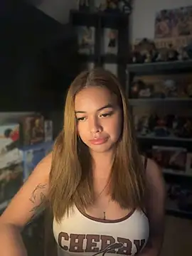 Snapshot of yourcumdoll chatting on July 6, 2026, 6:43 pm yourcumdoll online show from July 6, 2026, 6:43 pm