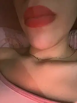 Mimisixo online show from October 5, 2025, 2:48 pm