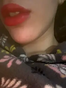 Mimisixo online show from November 30, 2025, 4:11 pm